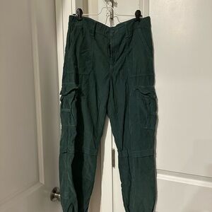 Women’s Green Cargo Pants